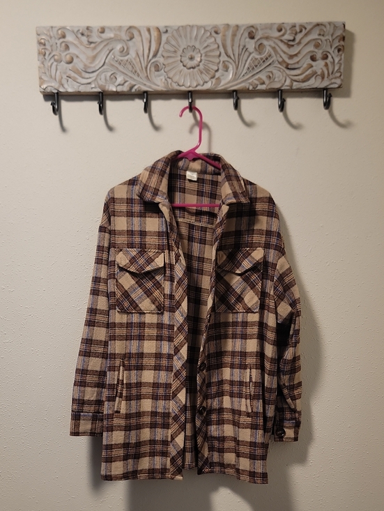 Jackets & Blazers - Plaid Button-Front Shacket Jacket in Beige and Brown Sz S/M